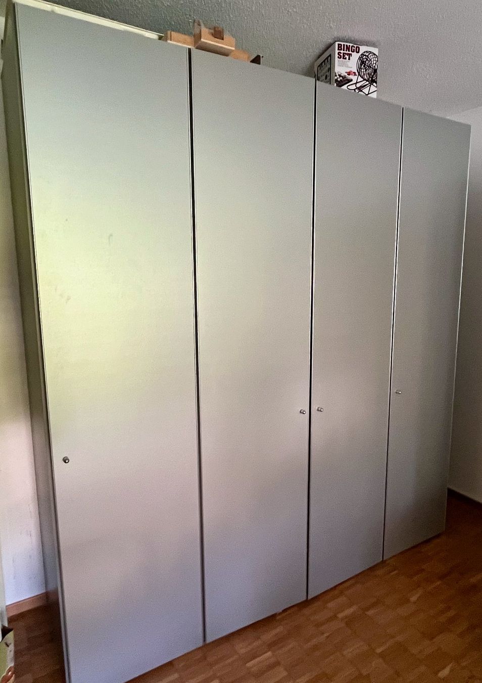 Interio Armadi: 4-Türen-Schrank (Interio) – Usato da Oberrieden venduto da Campi9 2