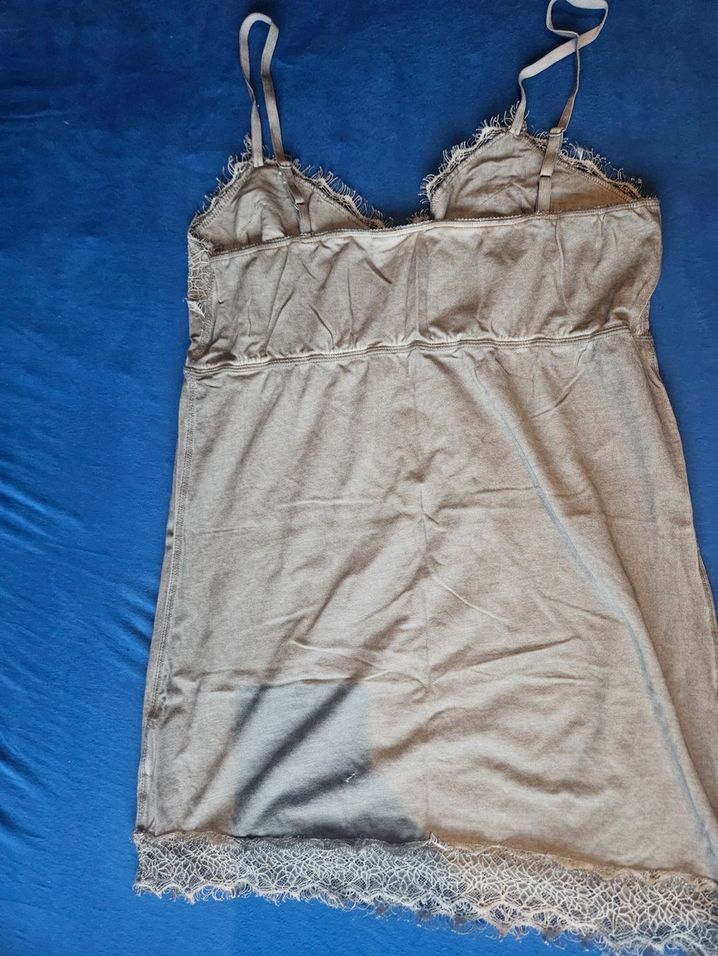 Nile Top: Nile spitzen Top – Usato da Aefligen venduto da Ninibe4 1