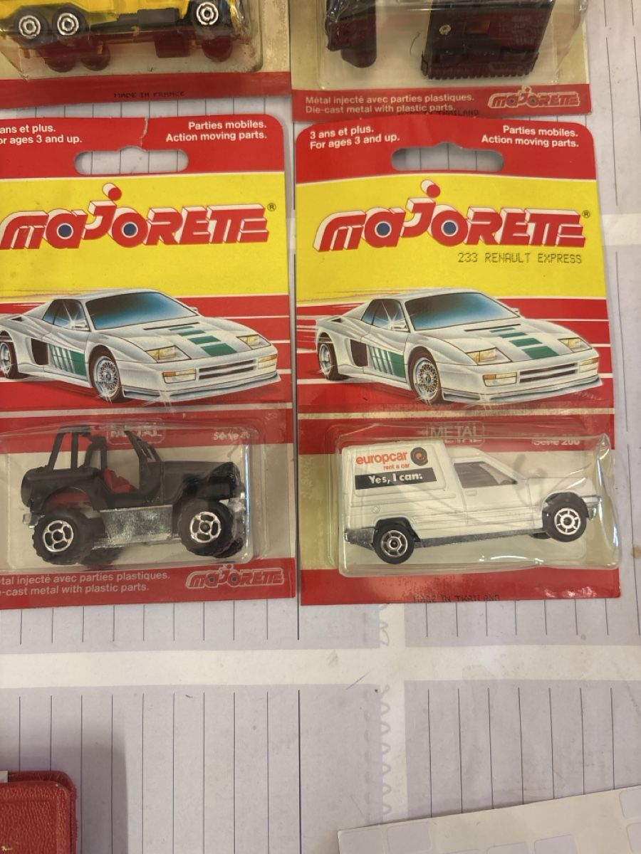Majorette Modellautos: 4x Majorette Modellautos Originalverpackung – Gebraucht aus Chur von Diversico2010 2