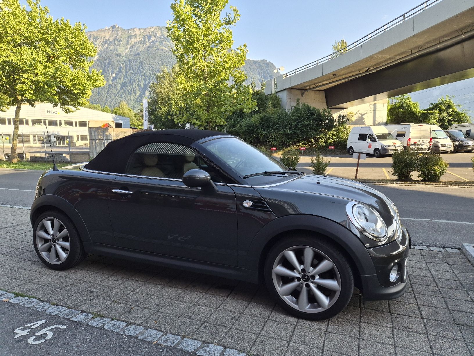 Mini Autos: Wunderschönes Mini Cabriolet – Gebraucht aus Merligen von mon_v9j5 1