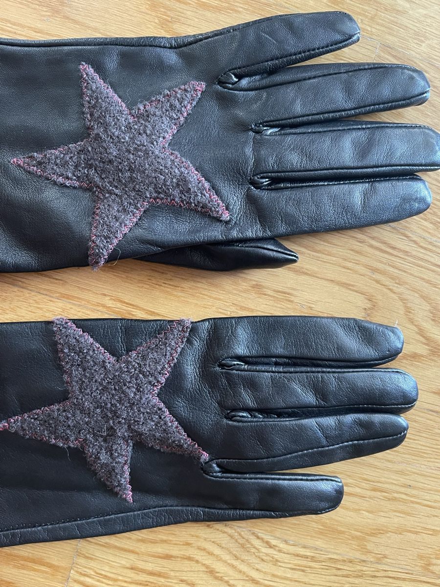 Handschuhe & Handstulpen: Lederhandschuhe mit Stern, schwarz, Grösse 7,5 – Neu (gemäss Beschreibung) aus Rüschlikon von Lajniii 2