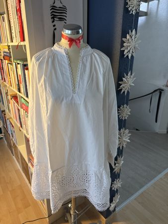 H&M weisses Sommerkleid Gr. M, Spitzenbesatz, langarm