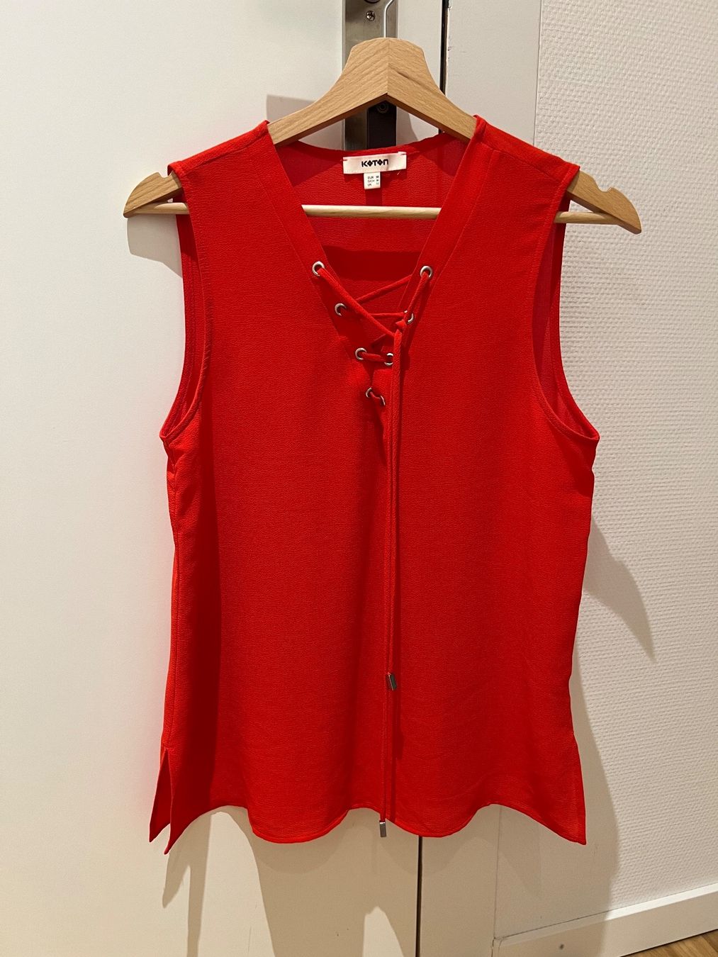 Top: Red summer top – Nuovo (secondo la descrizione) da Adliswil venduto da avatar83