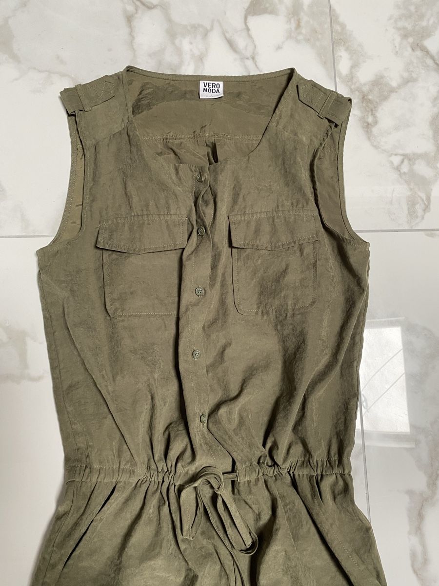 Jumpsuits: Lässiger Jumpsuit Vero Moda Gr. S – Gebraucht aus Estavayer-le-Lac von Mimmy02 2