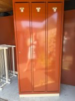 Garderobenschrank