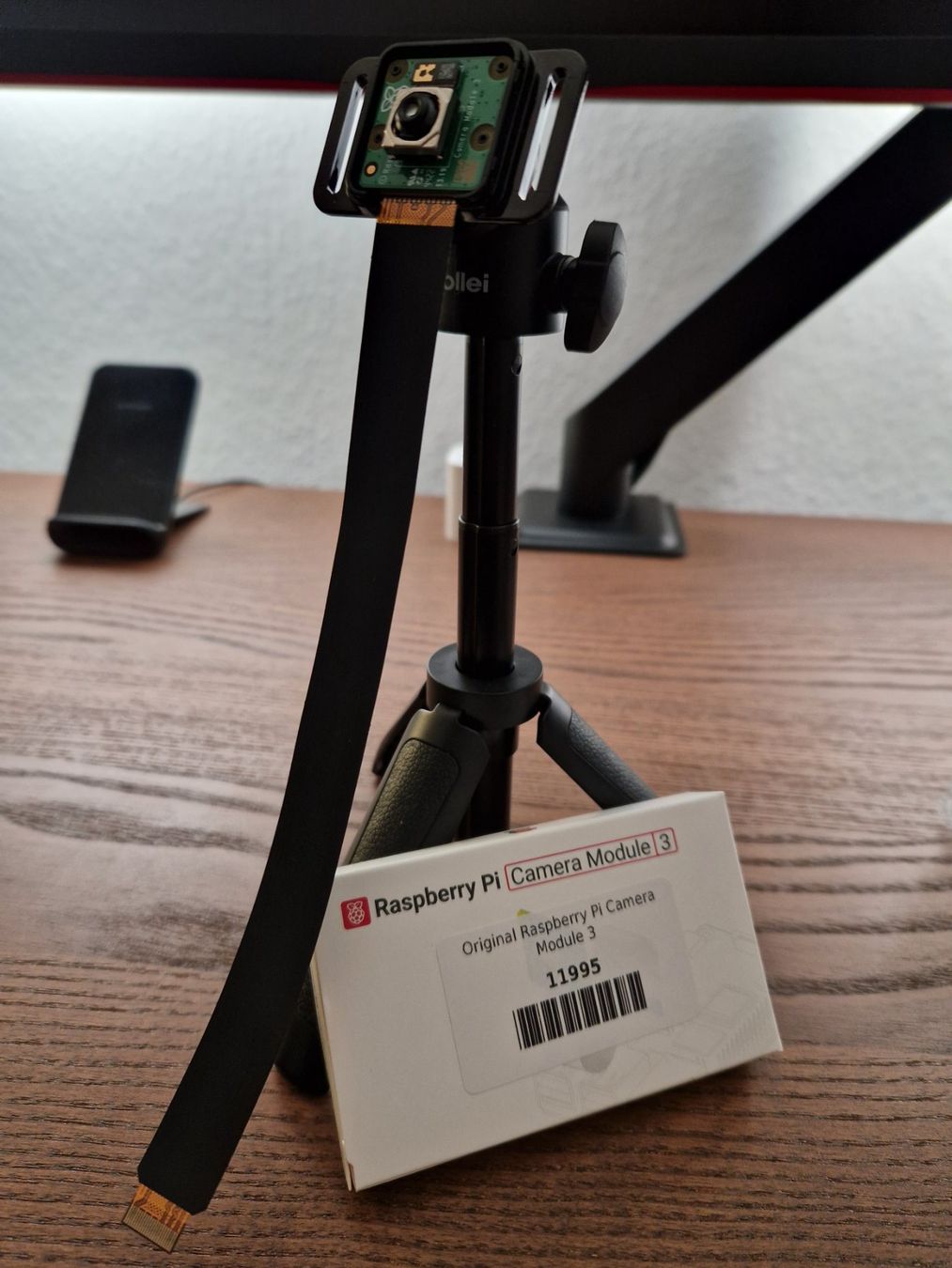Camcorder: Raspberry Pi Camera Module 3, Stativ, Case – Gebraucht aus Allschwil von