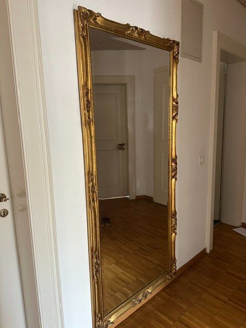 Specchi: Goldfarbener Wandspiegel – Usato da Zürich venduto da monheg