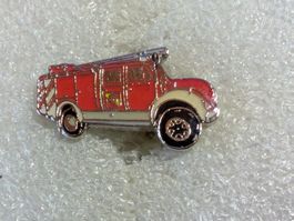 Ansteckpin 133: Feuerwehrauto