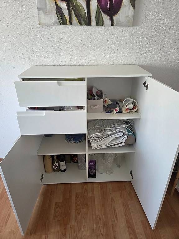 Kommoden: Kommode/Highboard weiss hochglanz – Gebraucht aus Wängi von Bibo4. 4