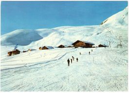 Dieni - Milez mit Skilift Cuolm--Val