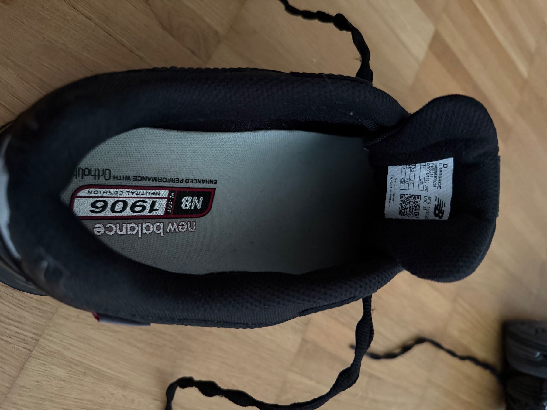 New Balance Scarpe da uomo: New Balance 1906 Schwarz – Nuovo (secondo la descrizione) da Zug venduto da dato.00 3