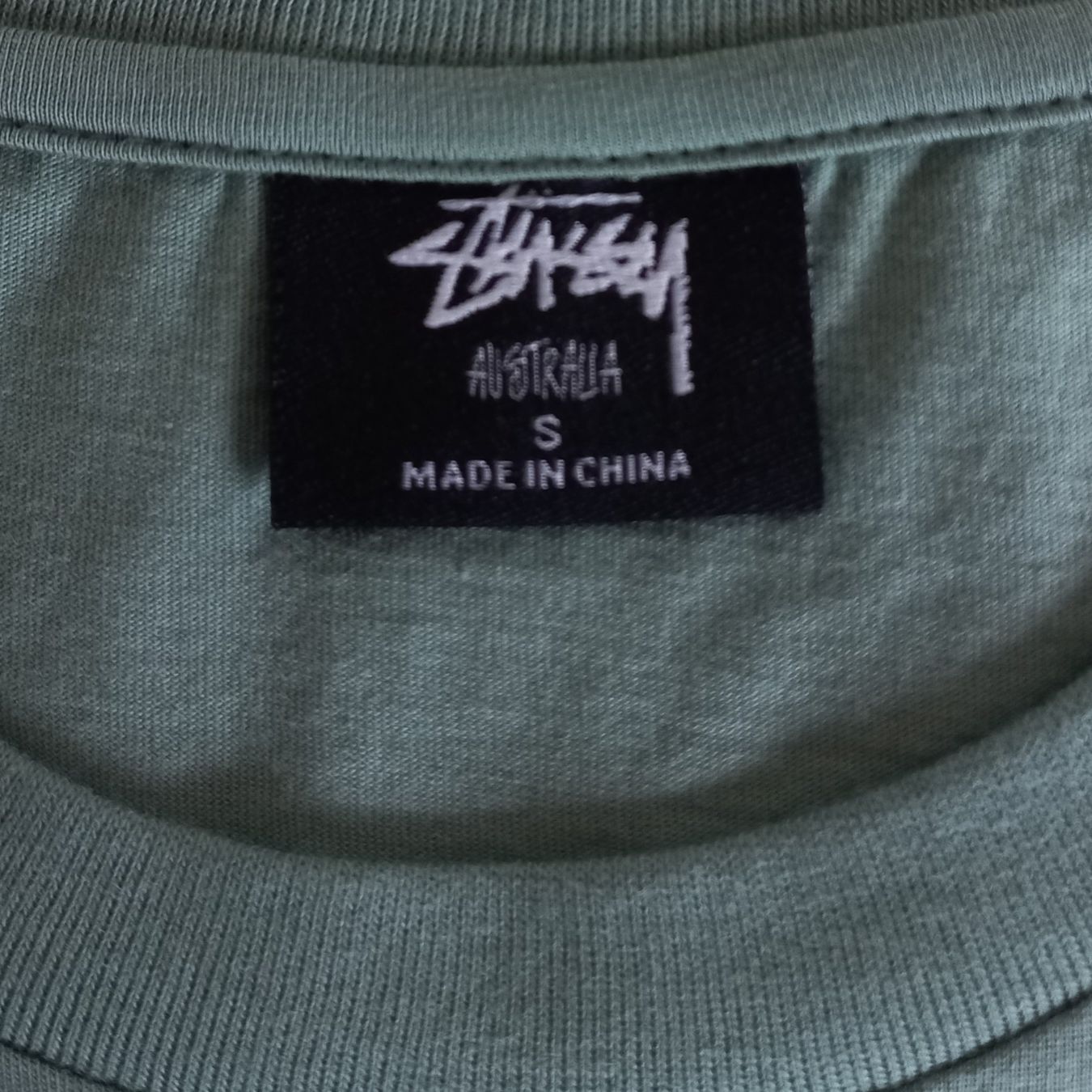 Stüssy T-shirt: Stüssy Box Logo Tee (S) – Nuovo e nell'imballaggio originale da Chamoson venduto da Sapoloshop 2