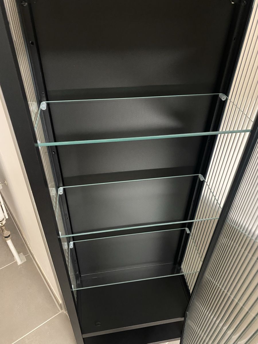 Ikea Kommoden: Schwarzer Schrank mit Glaseinsätzen IKEA – Neu (gemäss Beschreibung) aus Wetzikon ZH von rit_ramtr 4