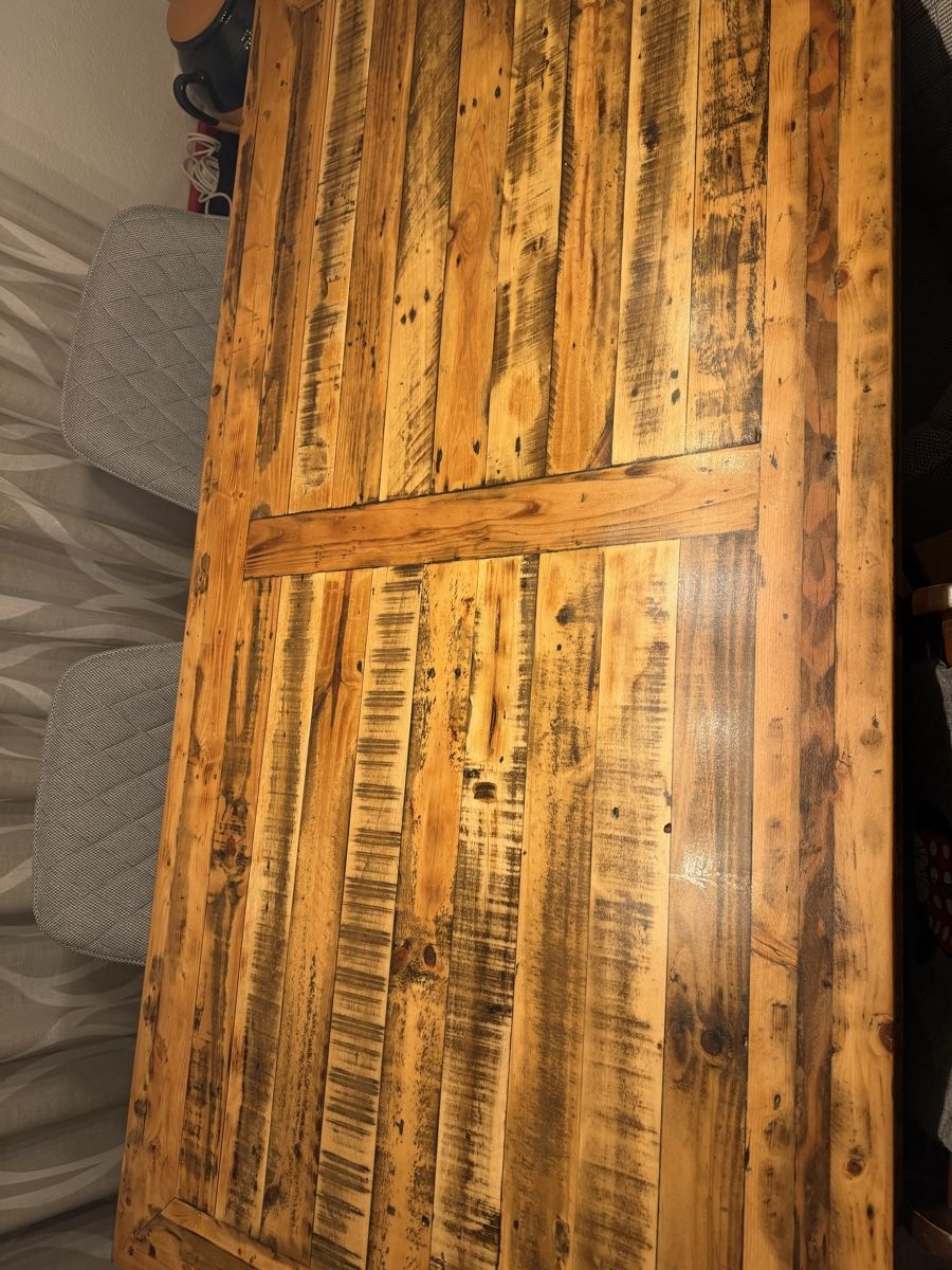 Tavoli: Holz Tisch Lackierung mit epoxy – Usato da Wiesendangen venduto da Taison93