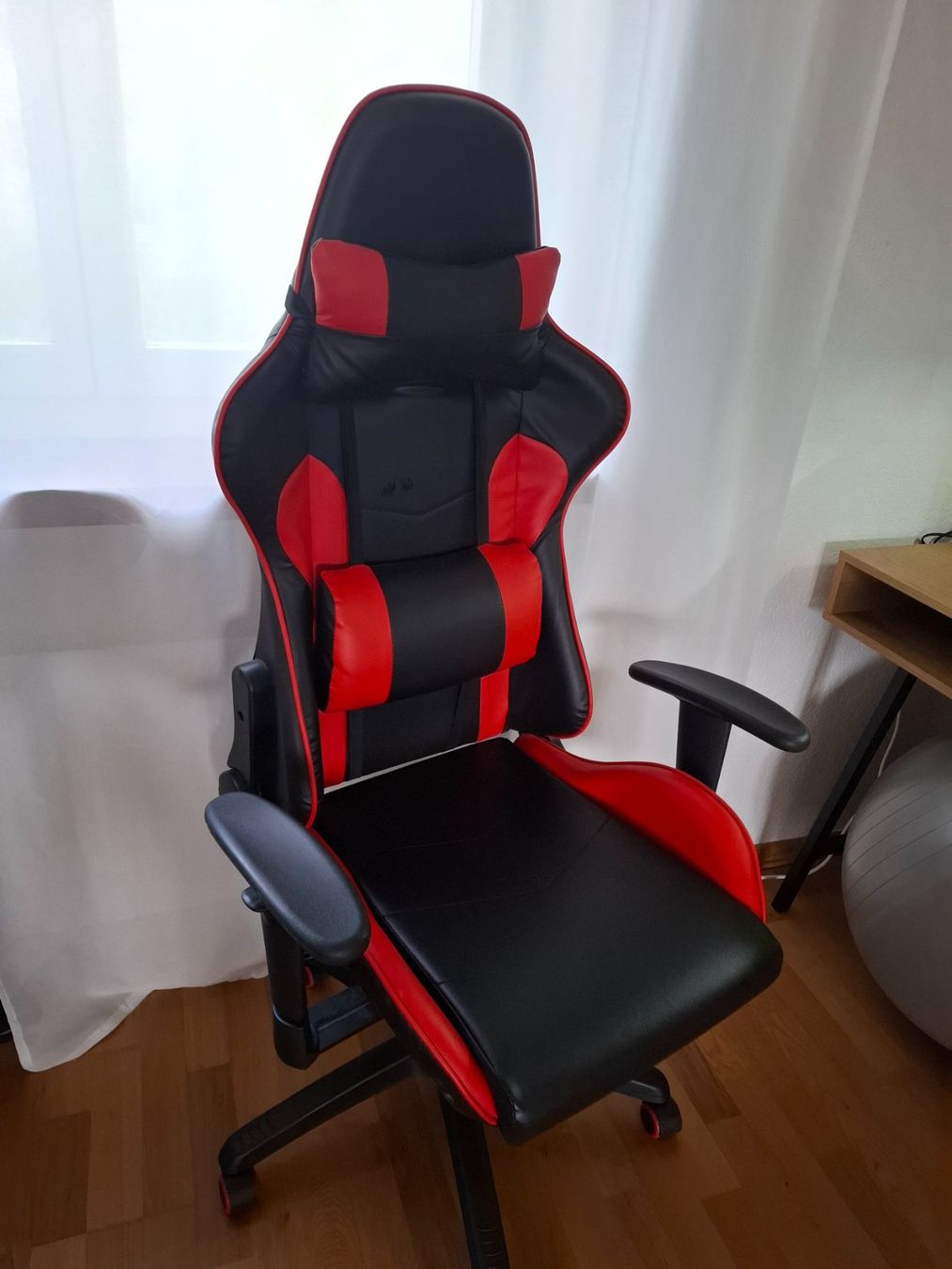 Stühle: Gamingchair Bürostuhl – Gebraucht aus Hombrechtikon von tatjana.kaelin 2