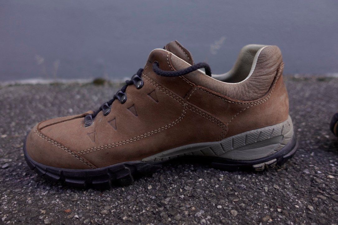 Meindl Chaussures hommes: Meindl Trekking Halbschuhe – D'occasion à Chur par JennyAlexander 2