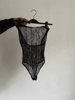 Schwarzer Body aus Spitze, Grösse S