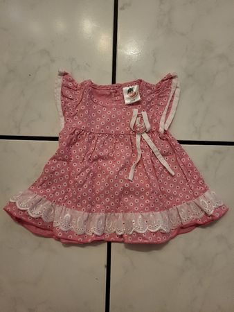 Süsses Kleidchen rosa, Gr. 62, Spitze, Blumen