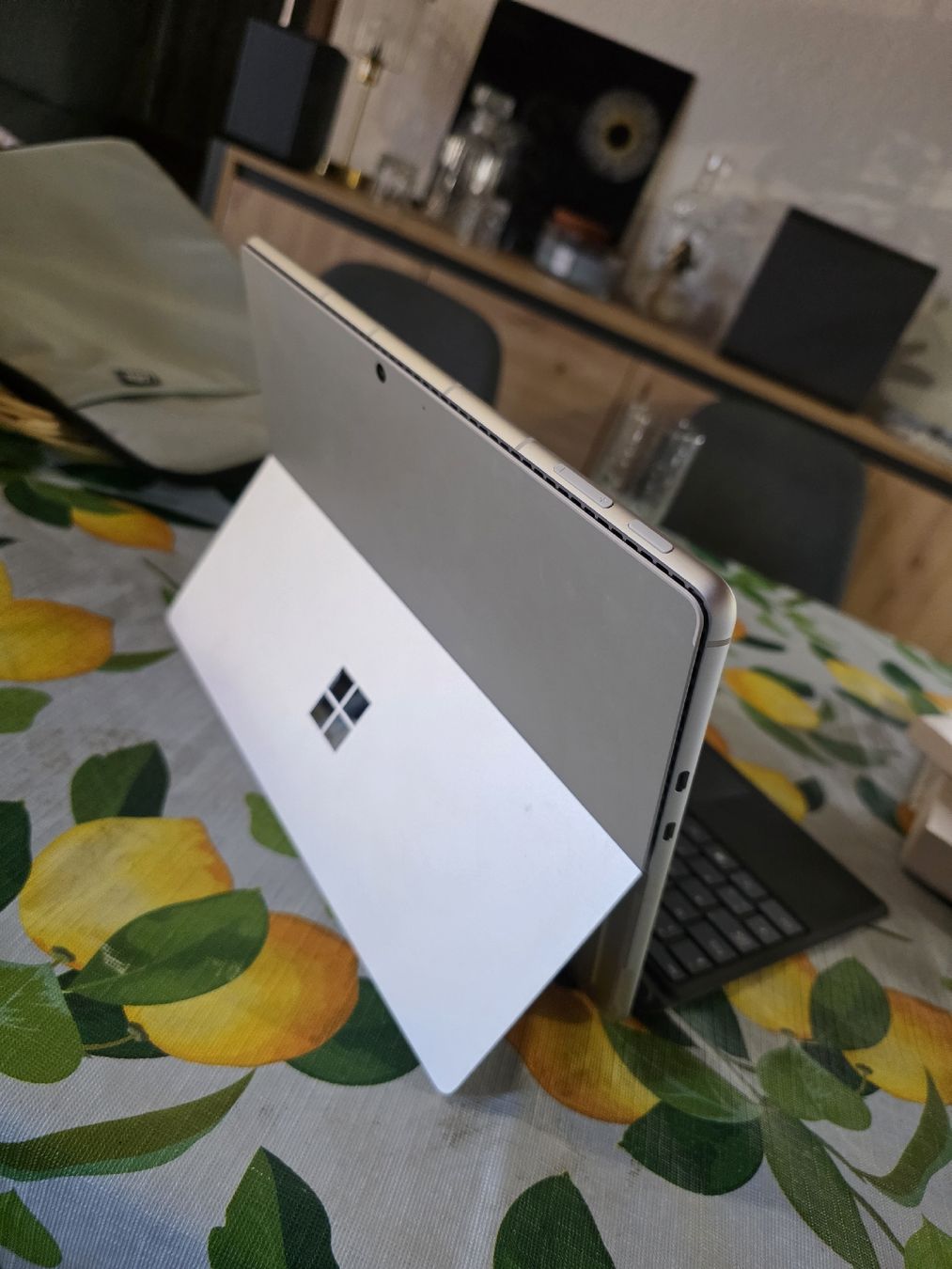 Microsoft Tablet PC: Microsoft surface pro 11 5g  – Neu und originalverpackt aus Yvonand von vir_wdr7 1