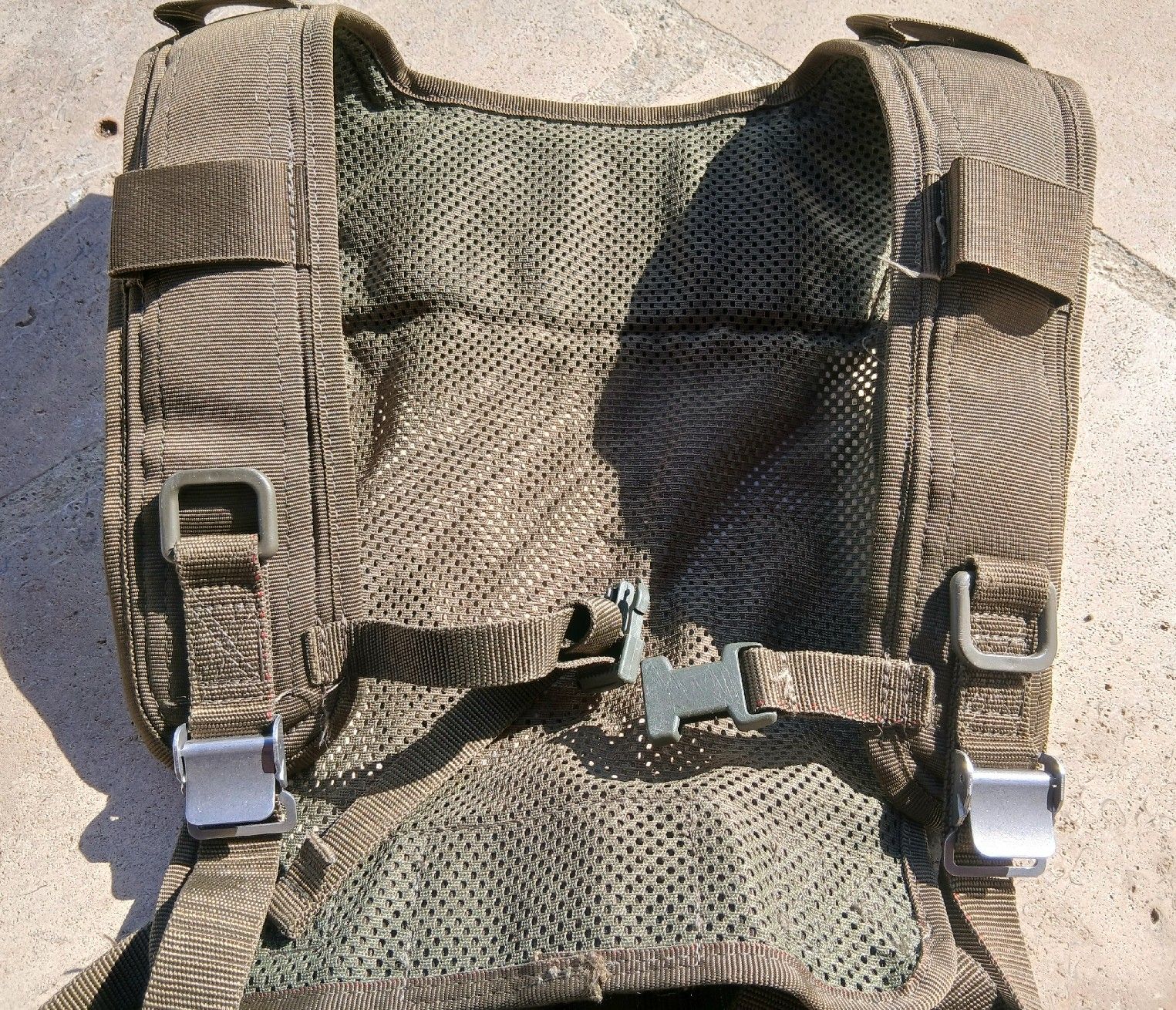 Schweizer Armee Uniformen: Harnais militaire armée suisse – Gebraucht aus Sciernes-d'Albeuve von Dojo004 2