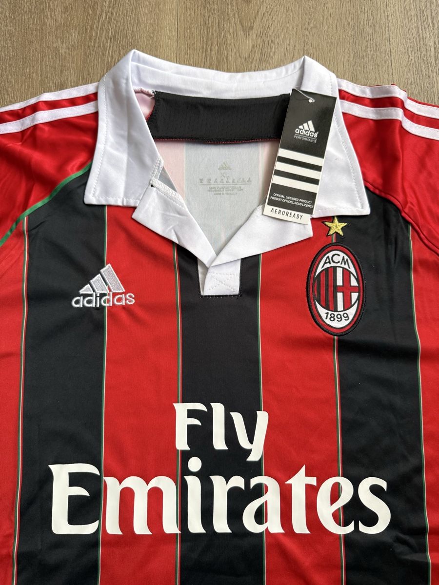 Adidas Canottiere & Pantaloni: Pato #9 AC Milan 2012/13 XL – Nuovo e nell'imballaggio originale da Winterthur venduto da Imro84 2