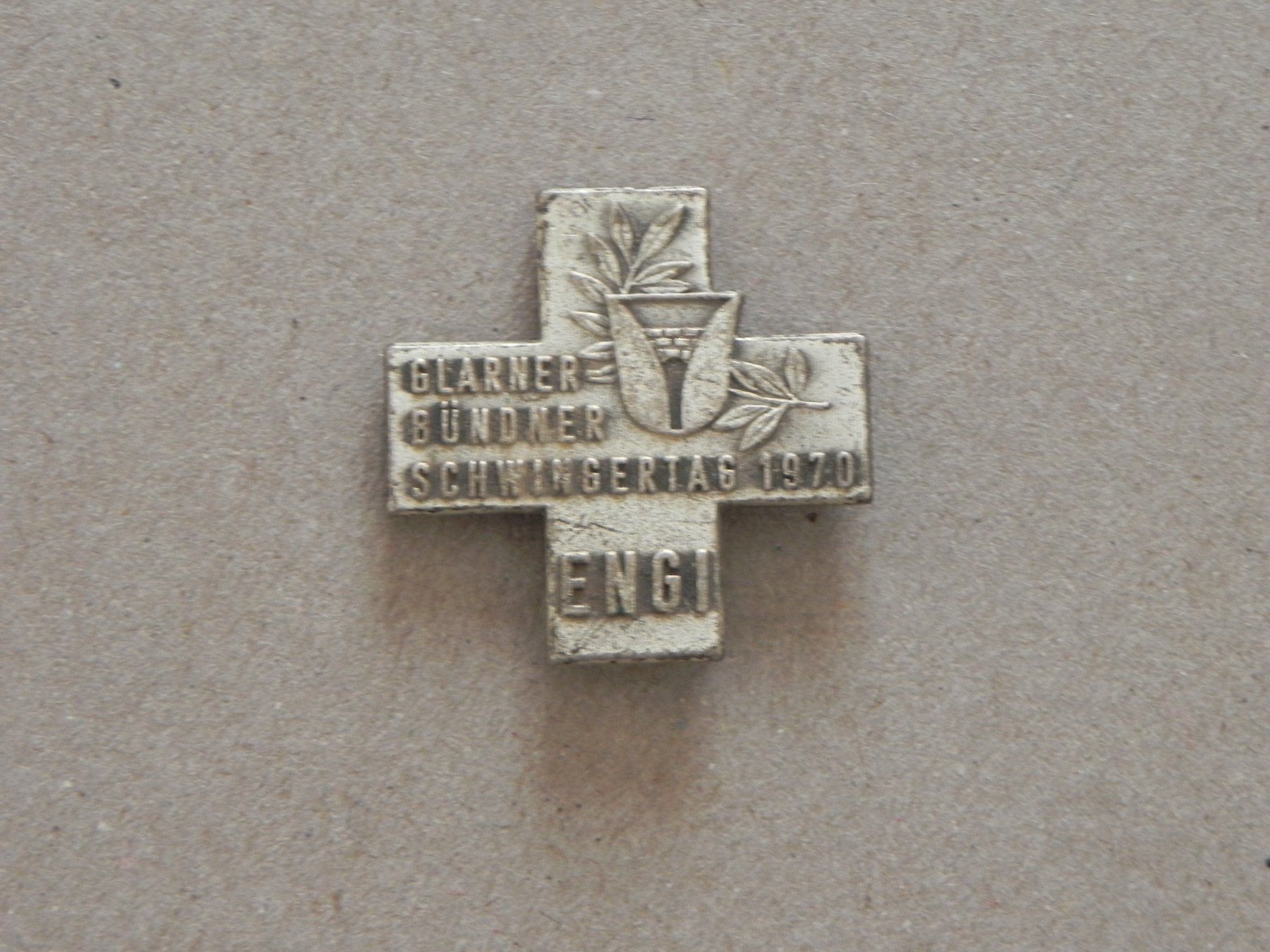 Placchette & Badge: Abzeichen GL- GR Schwingfest Schwingen Engi GL 1970 – Usato da Siebnen venduto da krimsie