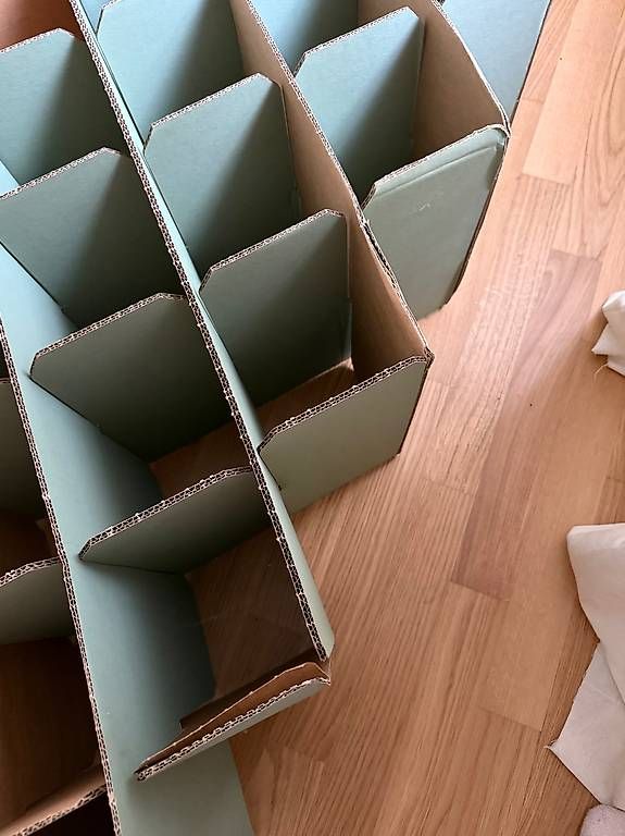 Lits: Room in a Box Karton Bett – D'occasion à Winterthur par OliviaC5 4