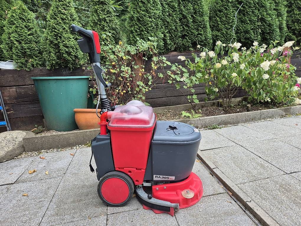 Tutte le macchine: Cleanfix Scheuersaugmaschine RA395  – Usato da Spreitenbach venduto da bur_sn2s 4