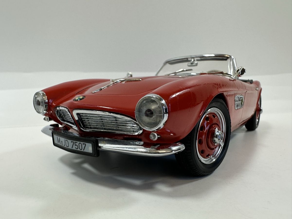 Revell Modellini d'auto: BMW 507 Cabriolet 1:18, rot, REVELL – Usato da Zofingen venduto da rf9_x2xt