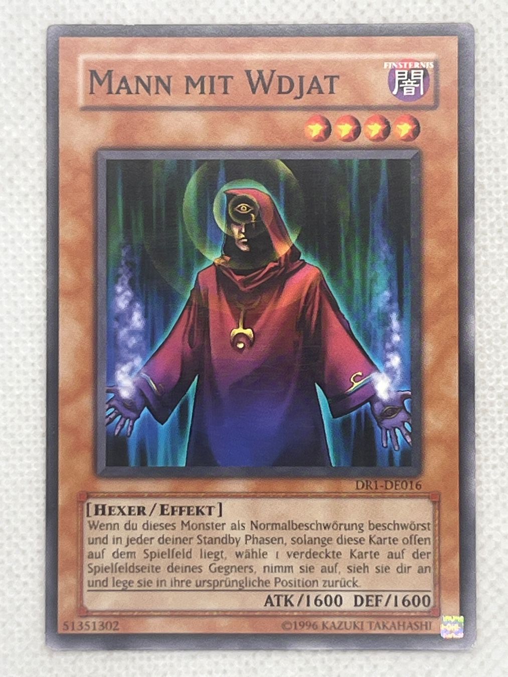 Yugioh Cartes à collectionner: Mann mit Wdjat Karte DR1-DE016 – D'occasion à Hinterkappelen par Kim1992