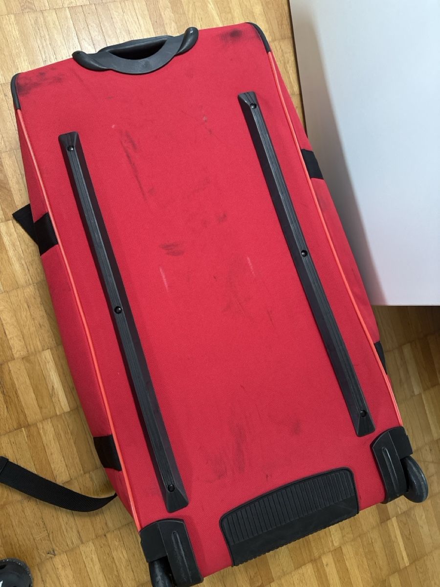 Reisekoffer: Atomic Redstar Rollkoffer Tasche Ski  – Gebraucht aus Bassersdorf von Ayumiyamaguchi 2