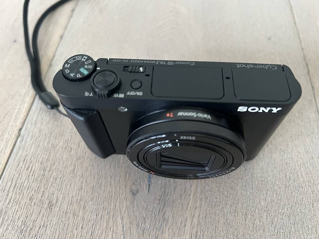 Kamera: Sony Cyber Shot DSC-HX99 – Gebraucht aus Courgevaux von 12magic 1