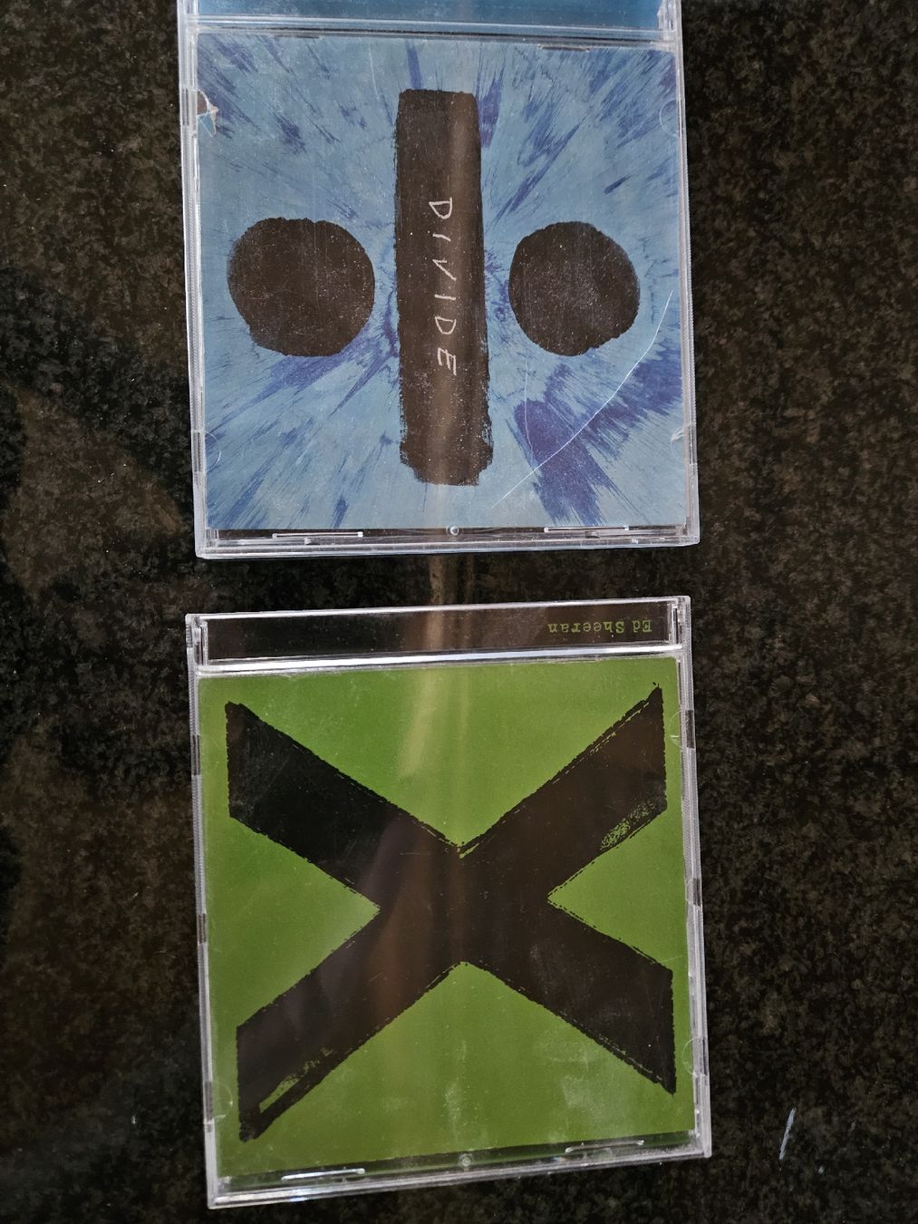 CDs: Ed Sheeran CDs Divide und x neuwertig – D'occasion à Guarda par maxibon01