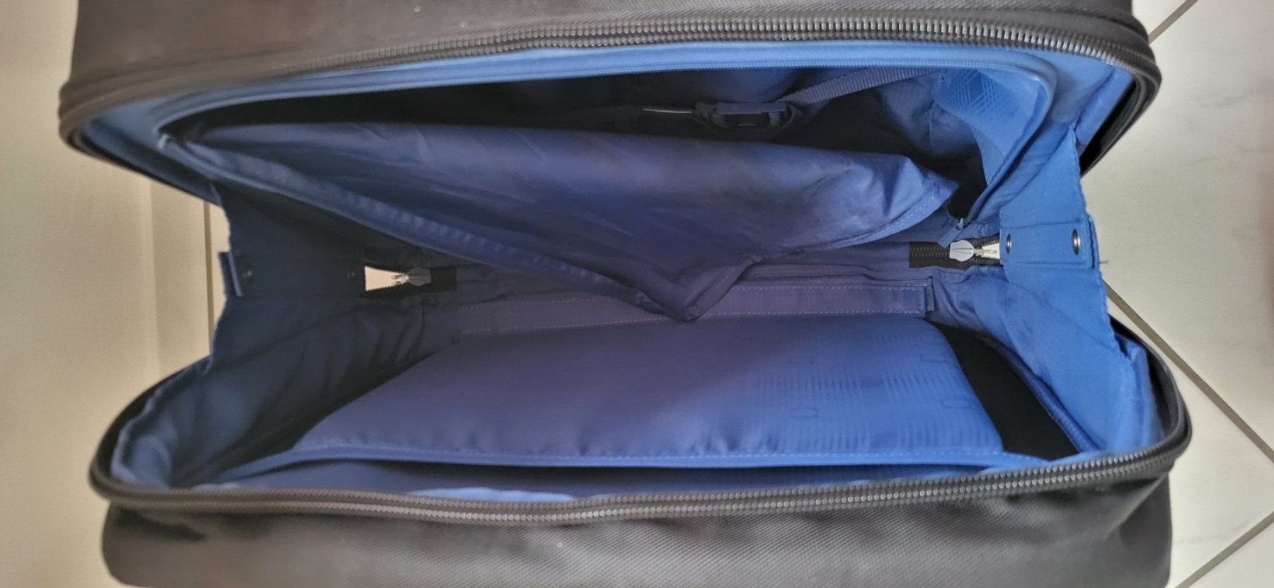 Altro in Aeronautica: Business-Trolley der Marke Delsey – Usato da Kleindöttingen venduto da Mcyaya007 3