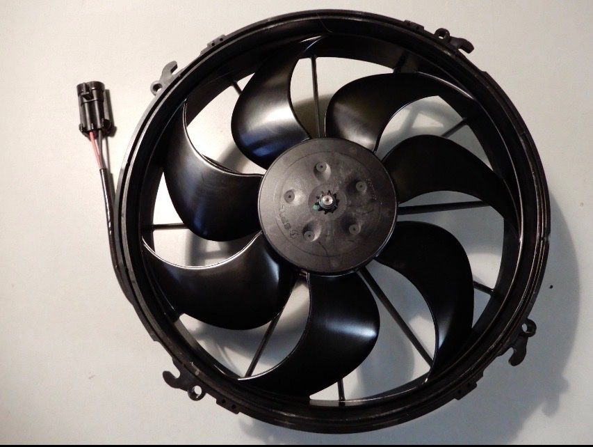 Tutti pezzi di ricambio auto: Ventilator SPAL diamètre 305mm débit 3170M2/H – Nuovo e nell'imballaggio originale da Commugny venduto da 160467