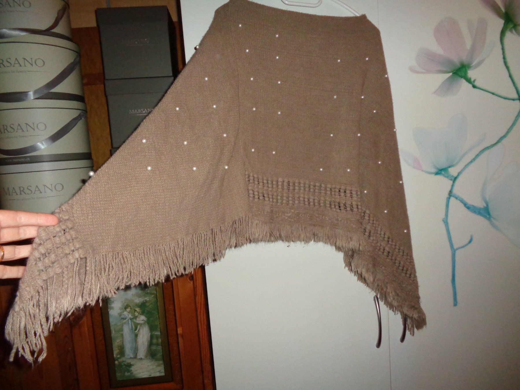 Altro in Moda donna: *** Poncho *** / mit Perlen – Usato da Othmarsingen venduto da Leuchtturmlady 1