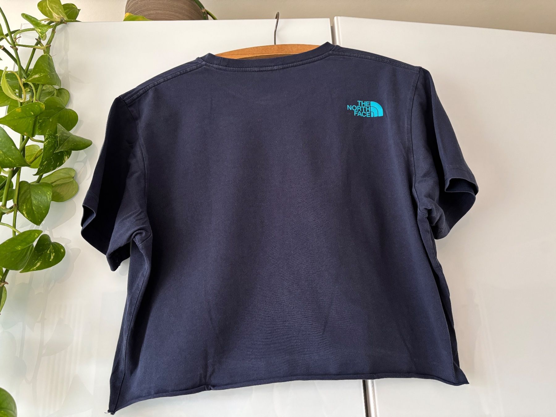 North Face T-shirts: THE NORTH FACE cropped Shirt – D'occasion à Zürich par missmodernage 3