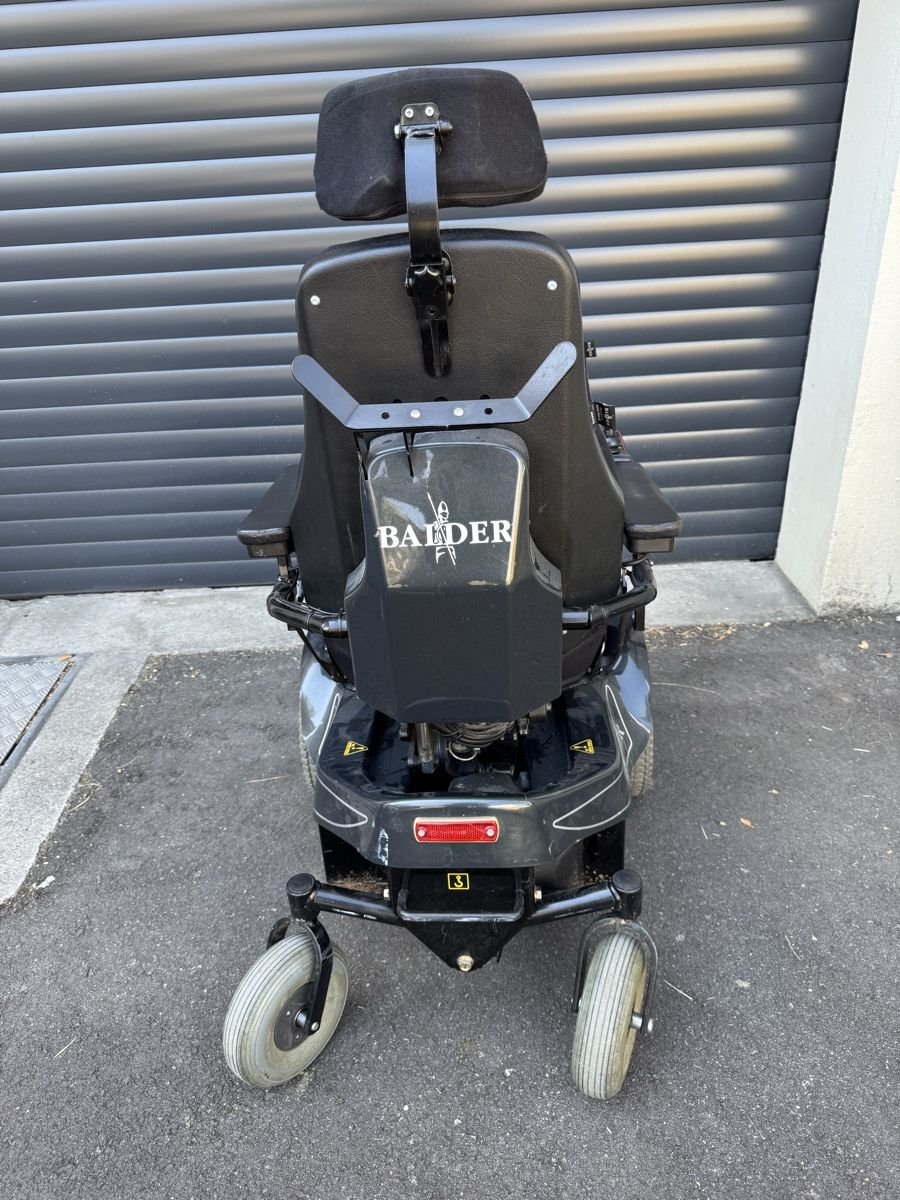 Sedie a rotelle: Rollstuhl Balder DX Elektro Rollstuhl - Defekt – Difettoso da Birsfelden venduto da inf_l2yy 2
