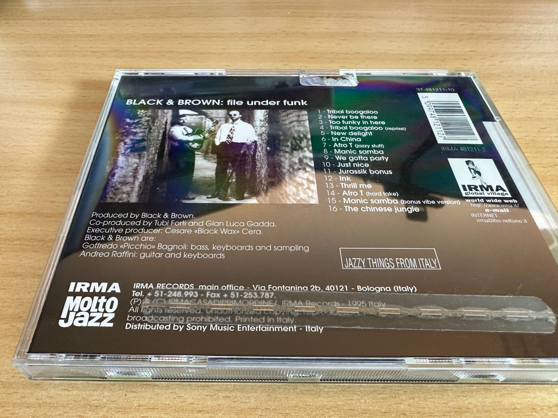 CD: Black & Brown – File Under Funk – Usato da Rikon im Tösstal venduto da Alpenmutz 1