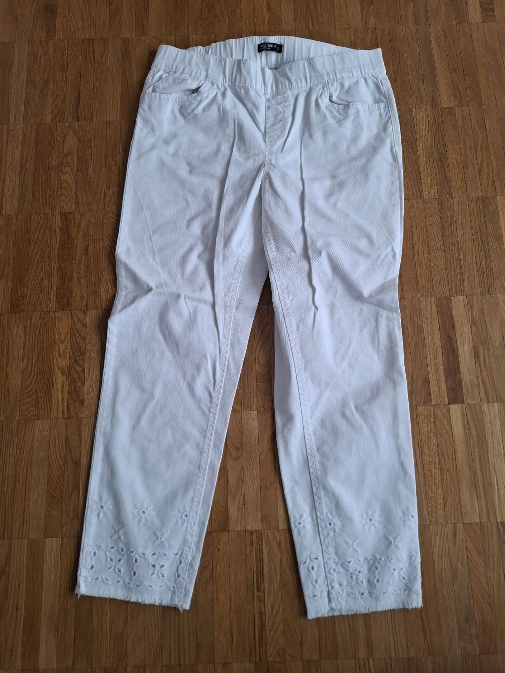 Pantaloni: Sommerhose, weiss, Gr. S – Usato da Rotkreuz venduto da PrelovedPicks