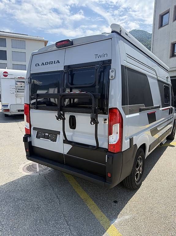 Veicoli da campeggio: Adria Twin Sport AUTOMATIC – Usato da S. Antonino venduto da Campertech 5