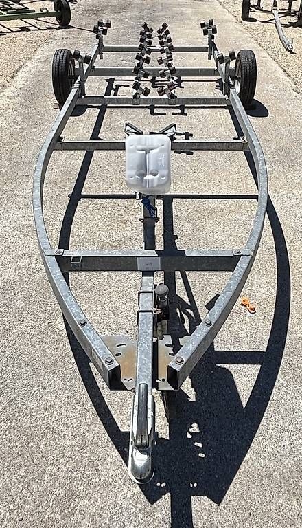 Anhänger: Remorque (ber) pour bateau – Gebraucht aus Grandson von The3Boulons