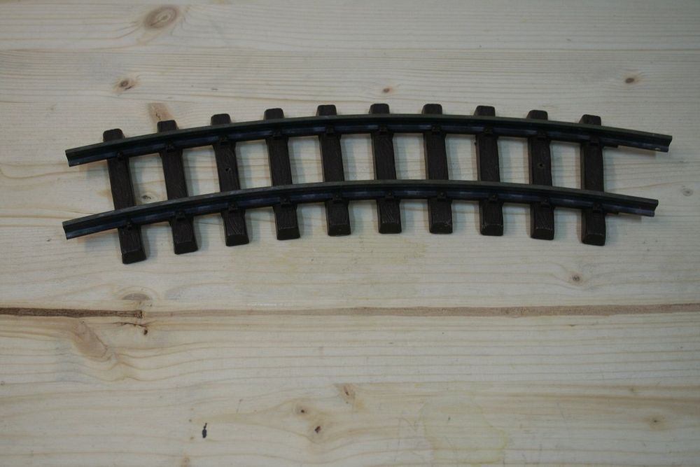 12 Rails Courbe Laiton Playmobil 4354 – R=600 – Bon état