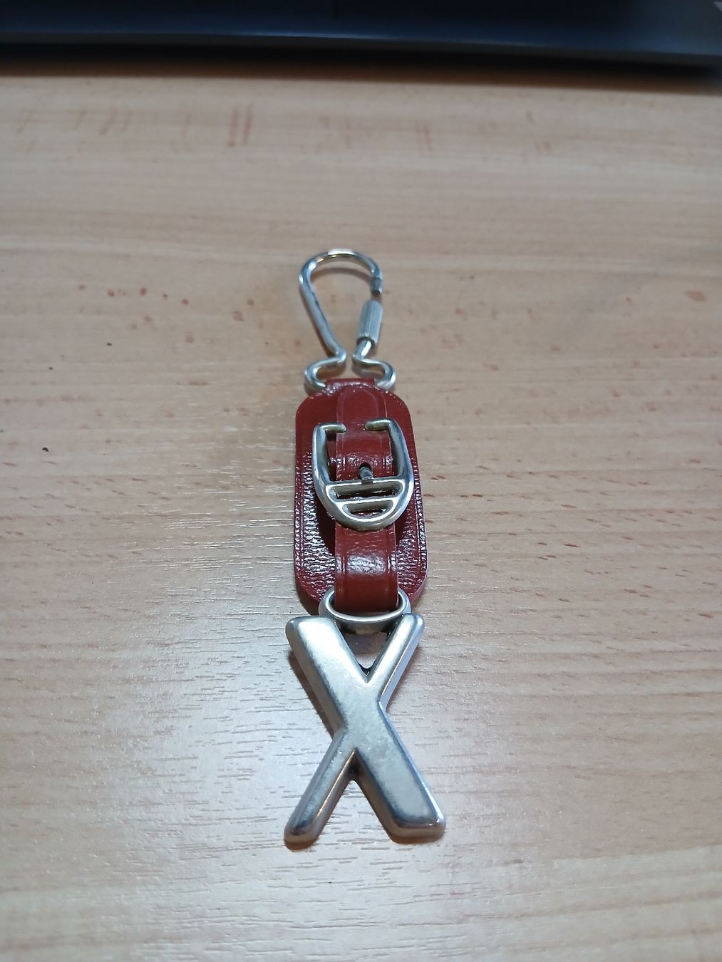 Portachiavi: porte clé  – Nuovo e nell'imballaggio originale da Vuadens venduto da oiezo