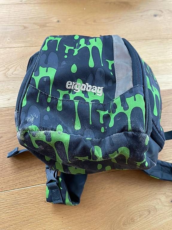 Ergobag Borse & Zaini: Ergobag Schulranzen Set, 3-teilig,  Grün/Schwarz – Usato da bellach venduto da tarzan41 4