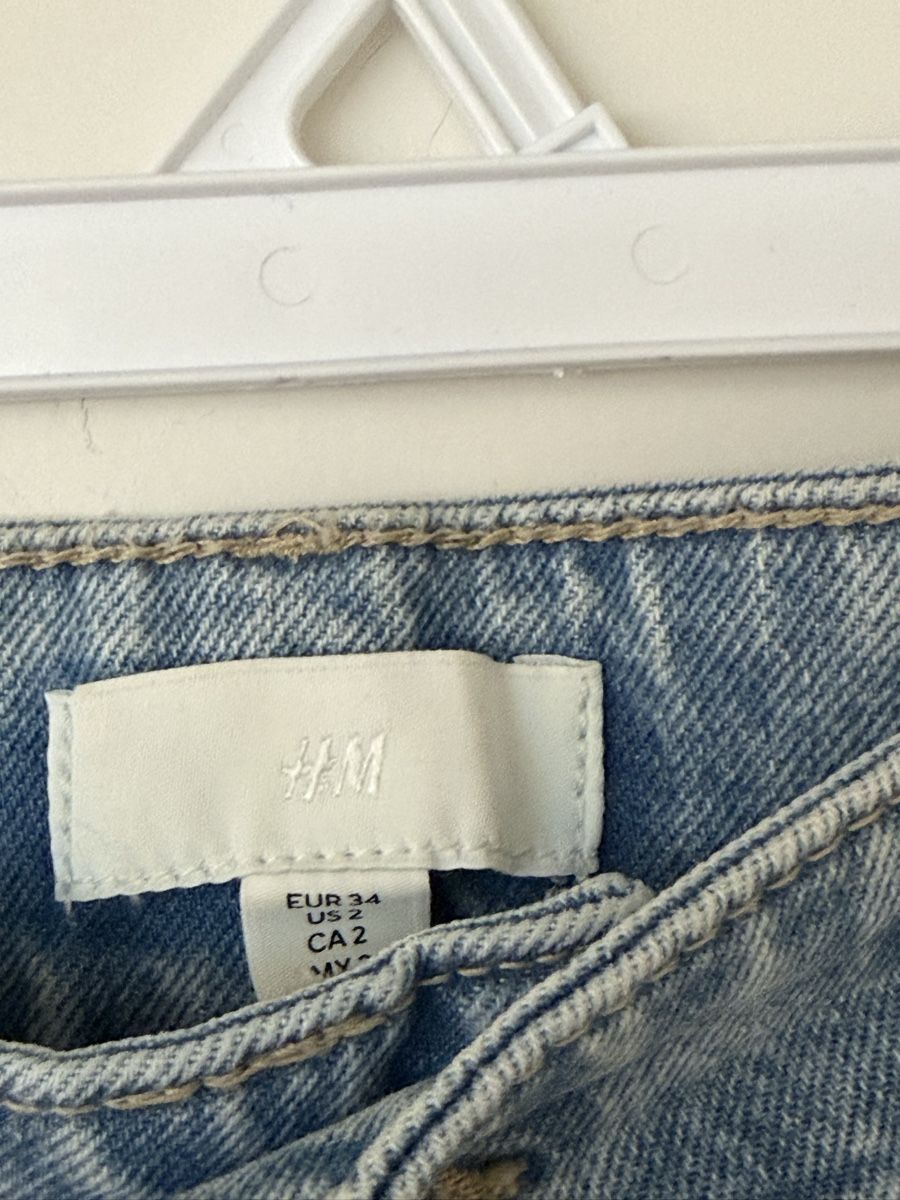 H&M Jeans: Jean H&M bleu clair  – D'occasion à Monthey par sen_6ckr 4