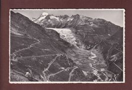 RHONEGLETSCHER - Gletsch - Frau