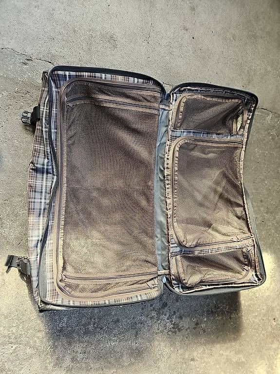 Valises de voyage: Rollkofer Dakine 110L – D'occasion à Münsingen par astra76 1