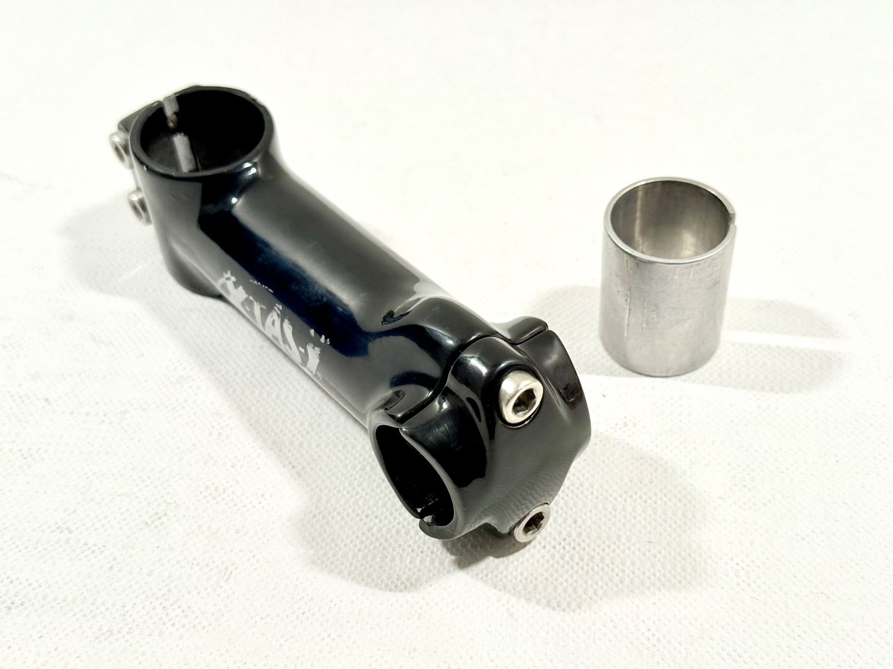 Pièces détachées: XTASY 105mm Ahead Vorbau 1" oder + 1 1/8" / 26.0mm – D'occasion à Luzern par bikeandbeltcom 2