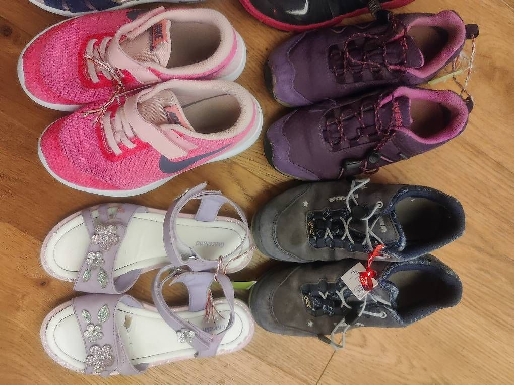 Scarpe per ragazze: Schuhe, Stiefeletten Gr. 32 – Usato da Rueras venduto da fscw 4